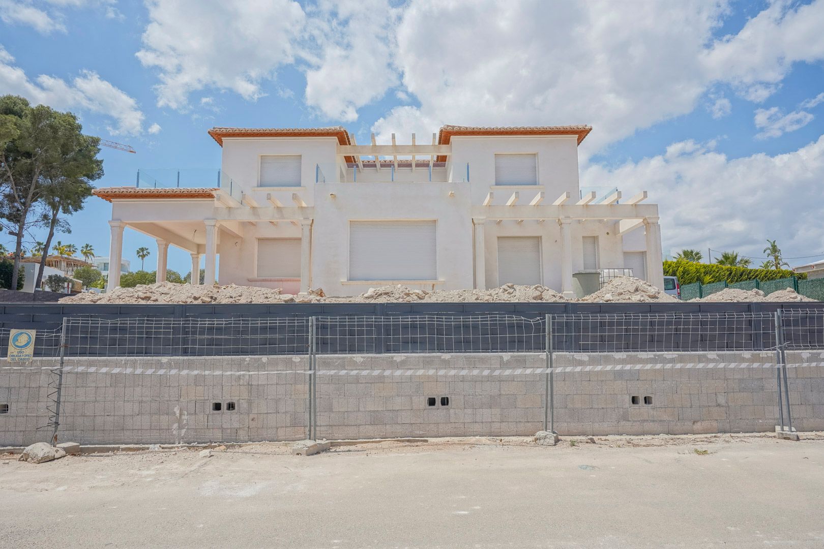 Villa de nueva construcción con vistas al mar en venta en Jávea