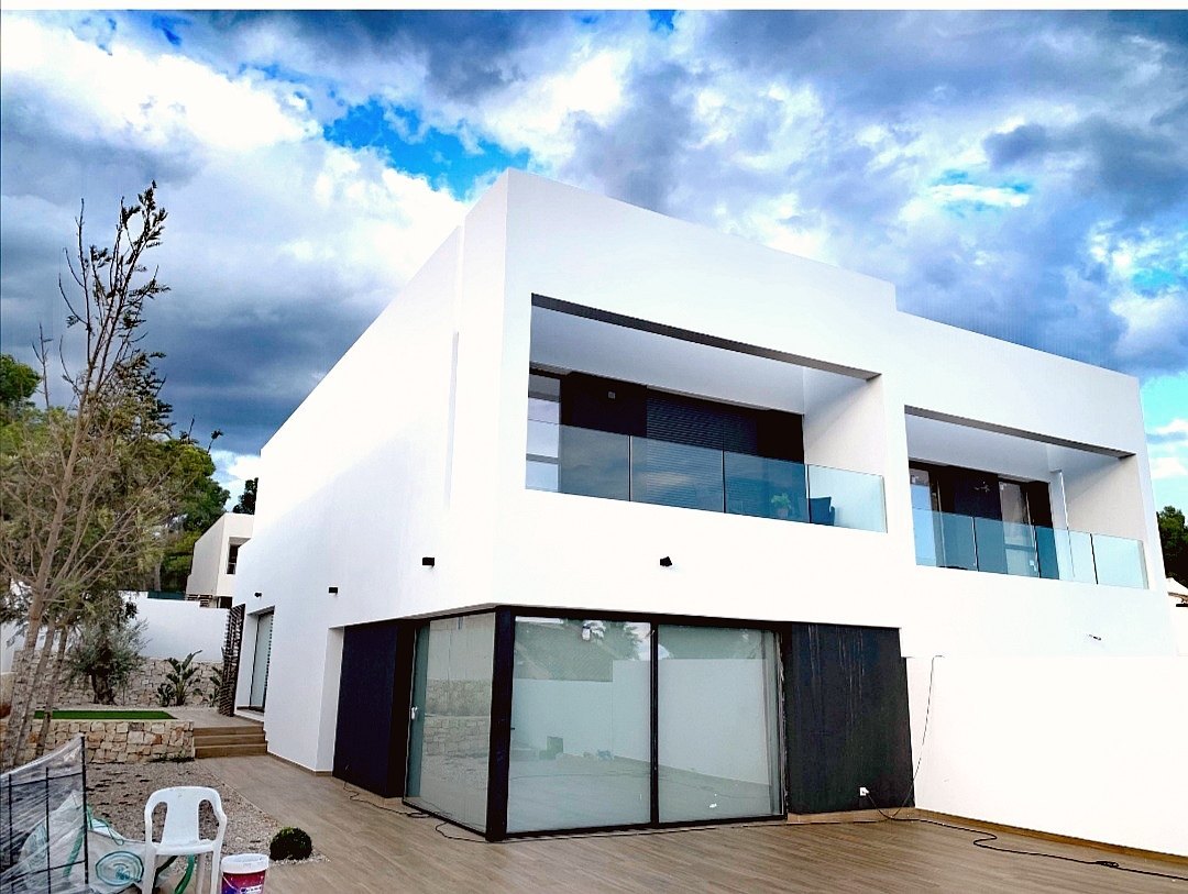 Paired villas for sale near the beach in Moraira