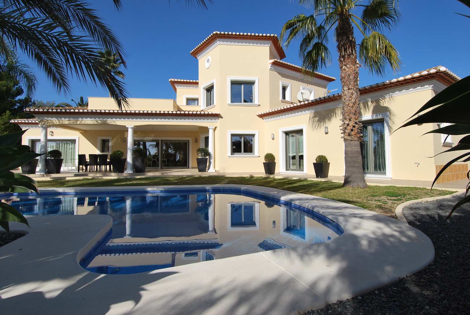 Luxury villa in Moraira with sea views