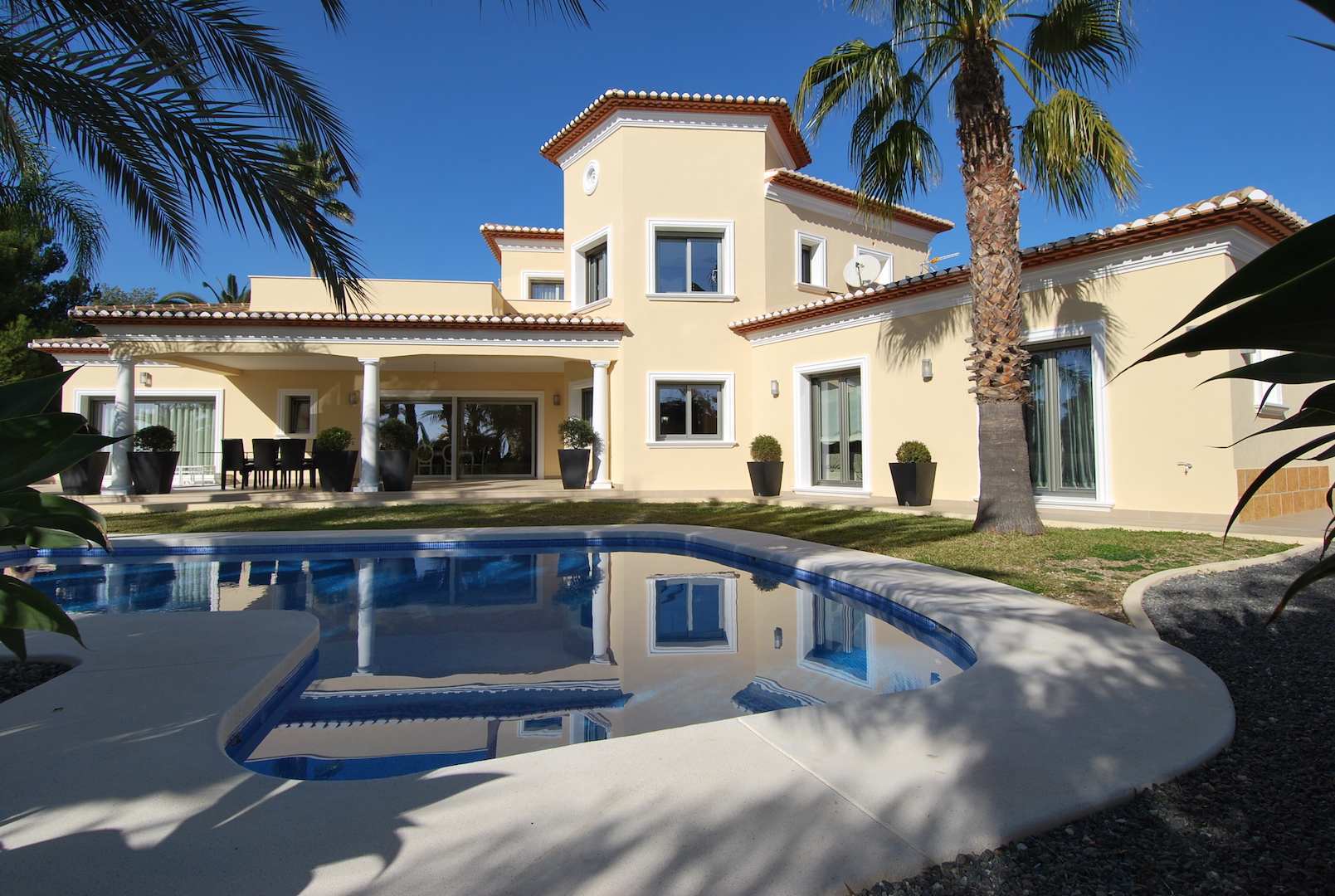 Villa de luxe à Moraira avec vue sur la mer